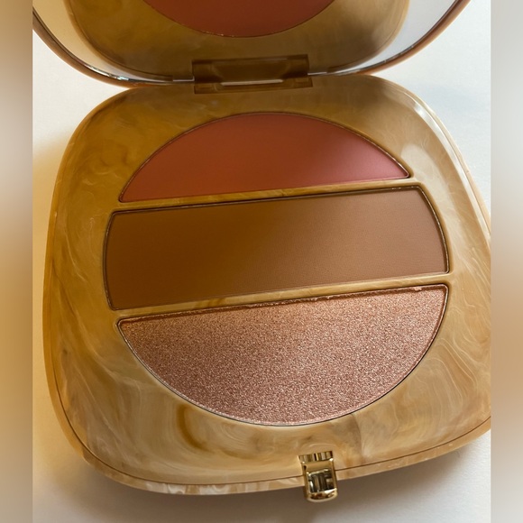 MARC JACOBS O!MEGA X THREE FACE PALLET - Picture 2 of 3